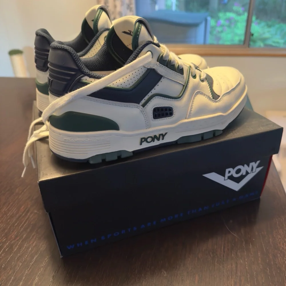 Pony Snow White/Navy Blue/Green M100 Low Archive Sneakers - Picture 3 of 8